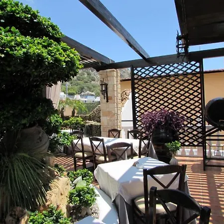 Studios Coralli Pefki (Rhodes)