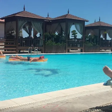 Studios Coralli Hotel